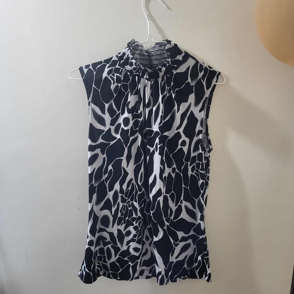 5/10$ Serenade Blouse Size M